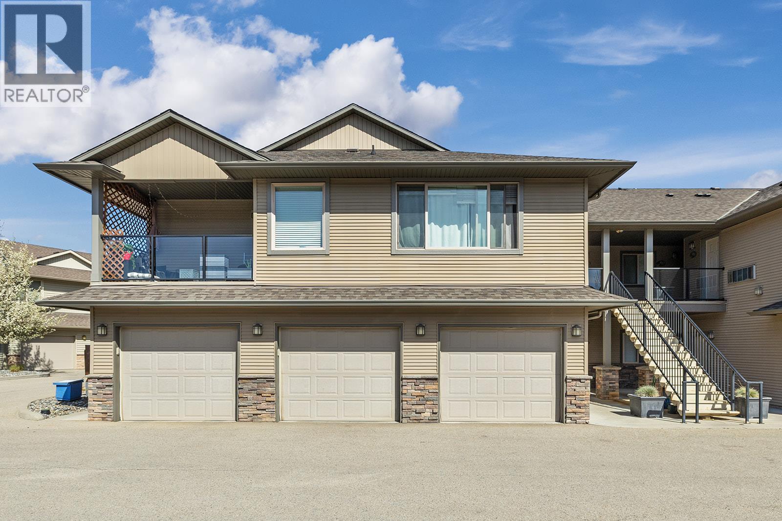 3350 Woodsdale Road Unit# 401, Lake Country, British Columbia  V4V 2R7 - Photo 2 - 10383353