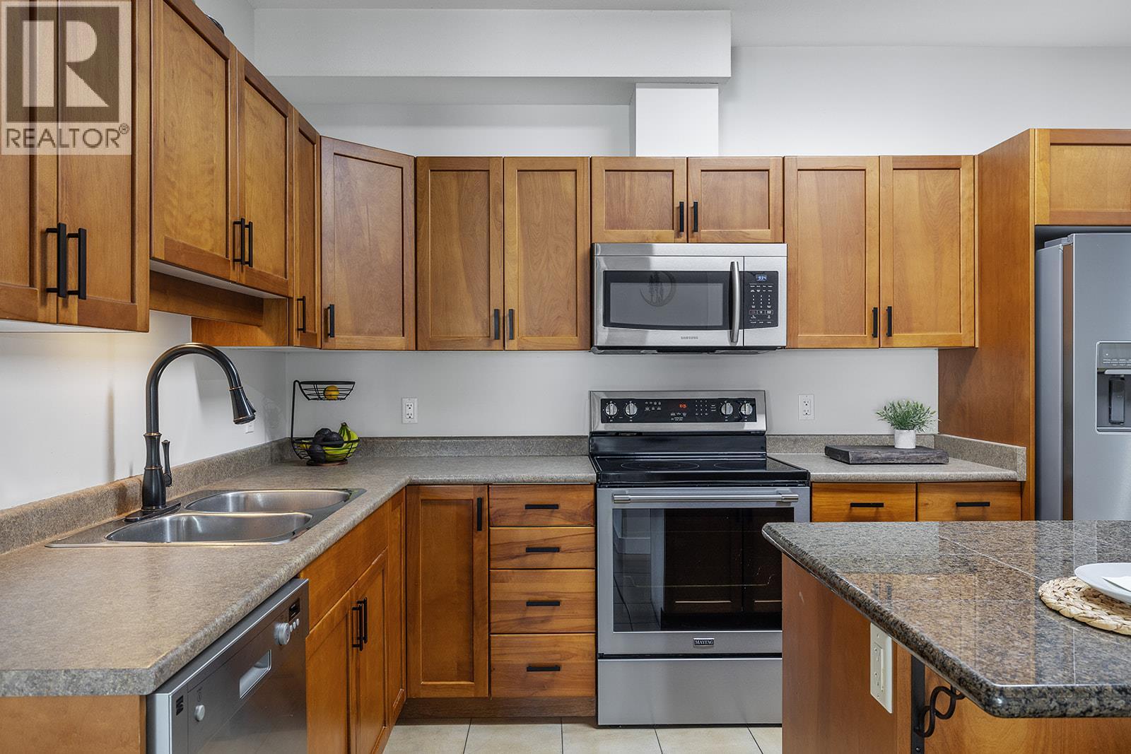 3350 Woodsdale Road Unit# 401, Lake Country, British Columbia  V4V 2R7 - Photo 7 - 10383353