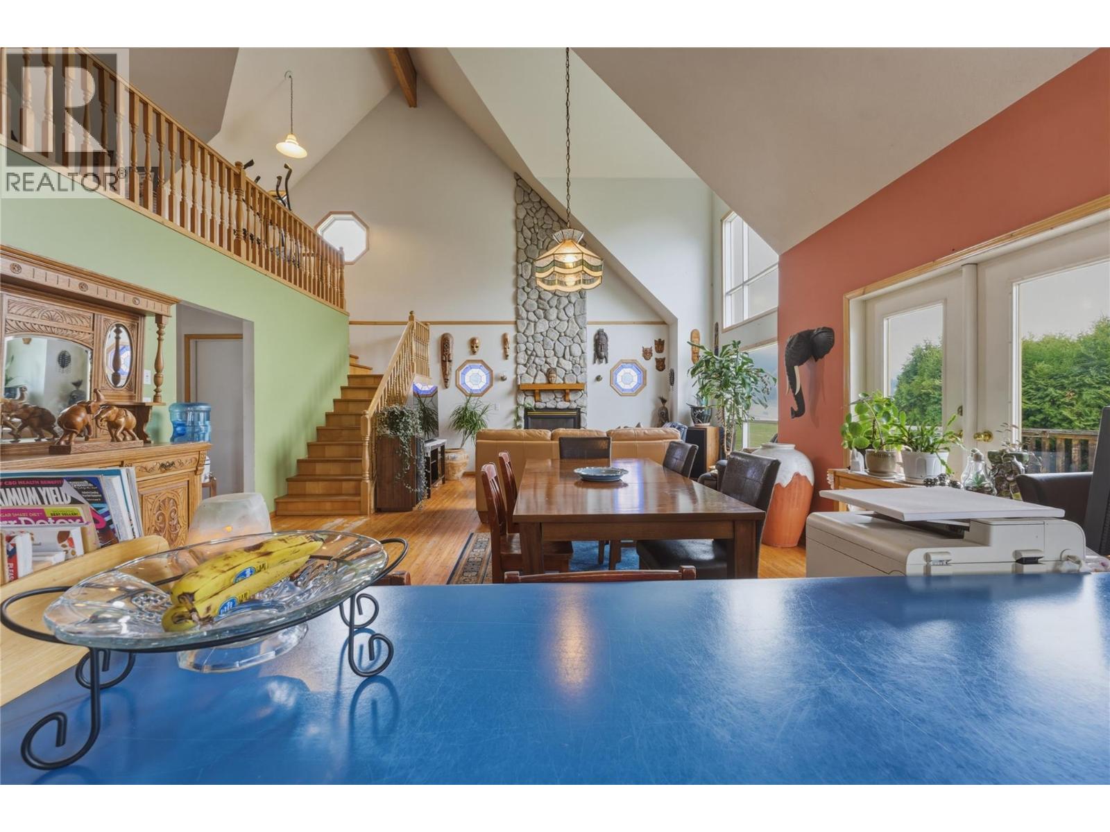 4864 South Grandview Flats Road, Spallumcheen, British Columbia  V4Y 0P5 - Photo 9 - 10382089