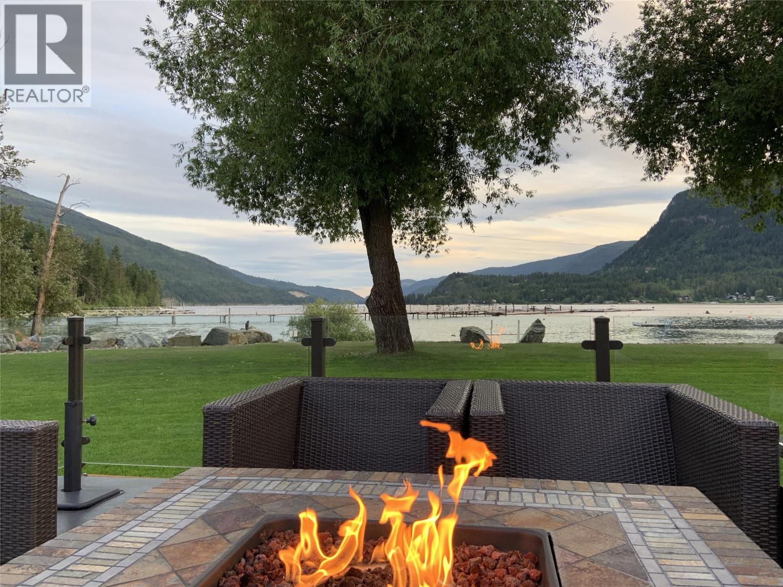 346 Highway 97a Highway, Sicamous, British Columbia  V0E 2V1 - Photo 17 - 10383827