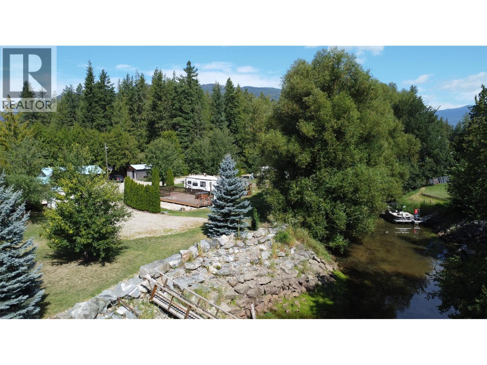 346 Highway 97a Highway, Sicamous, British Columbia  V0E 2V1 - Photo 3 - 10383827