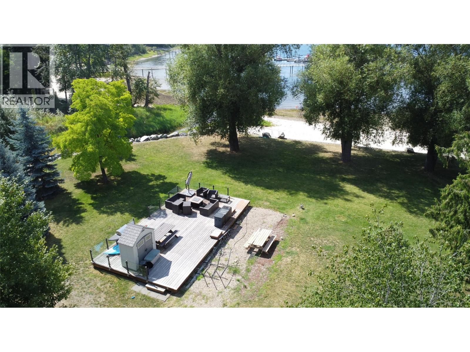 346 Highway 97a Highway, Sicamous, British Columbia  V0E 2V1 - Photo 9 - 10383827