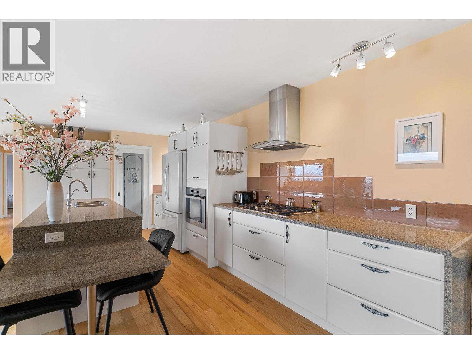 915 Graf Road, Kelowna, British Columbia  V1P 1C1 - Photo 12 - 10383556