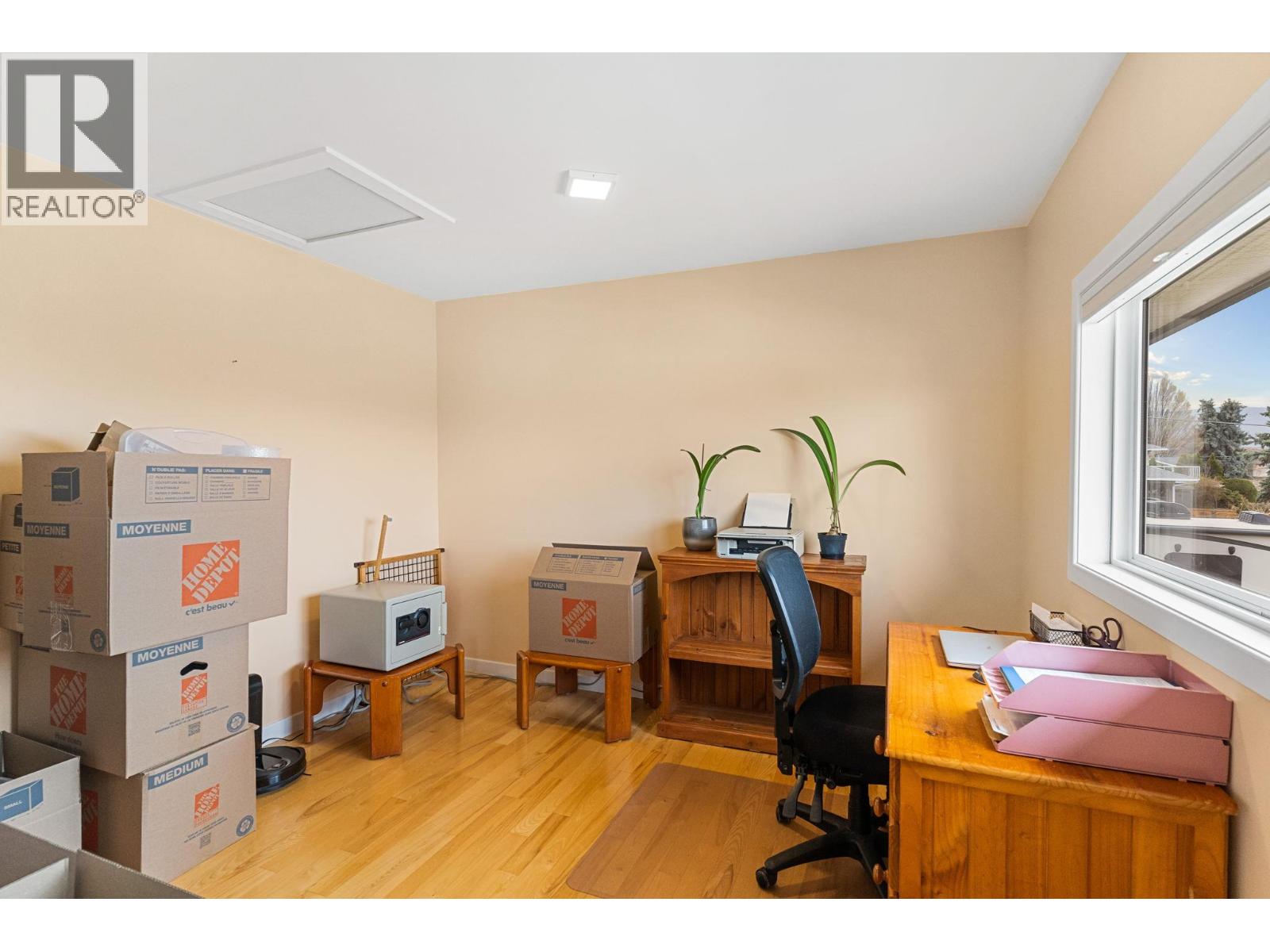 915 Graf Road, Kelowna, British Columbia  V1P 1C1 - Photo 15 - 10383556