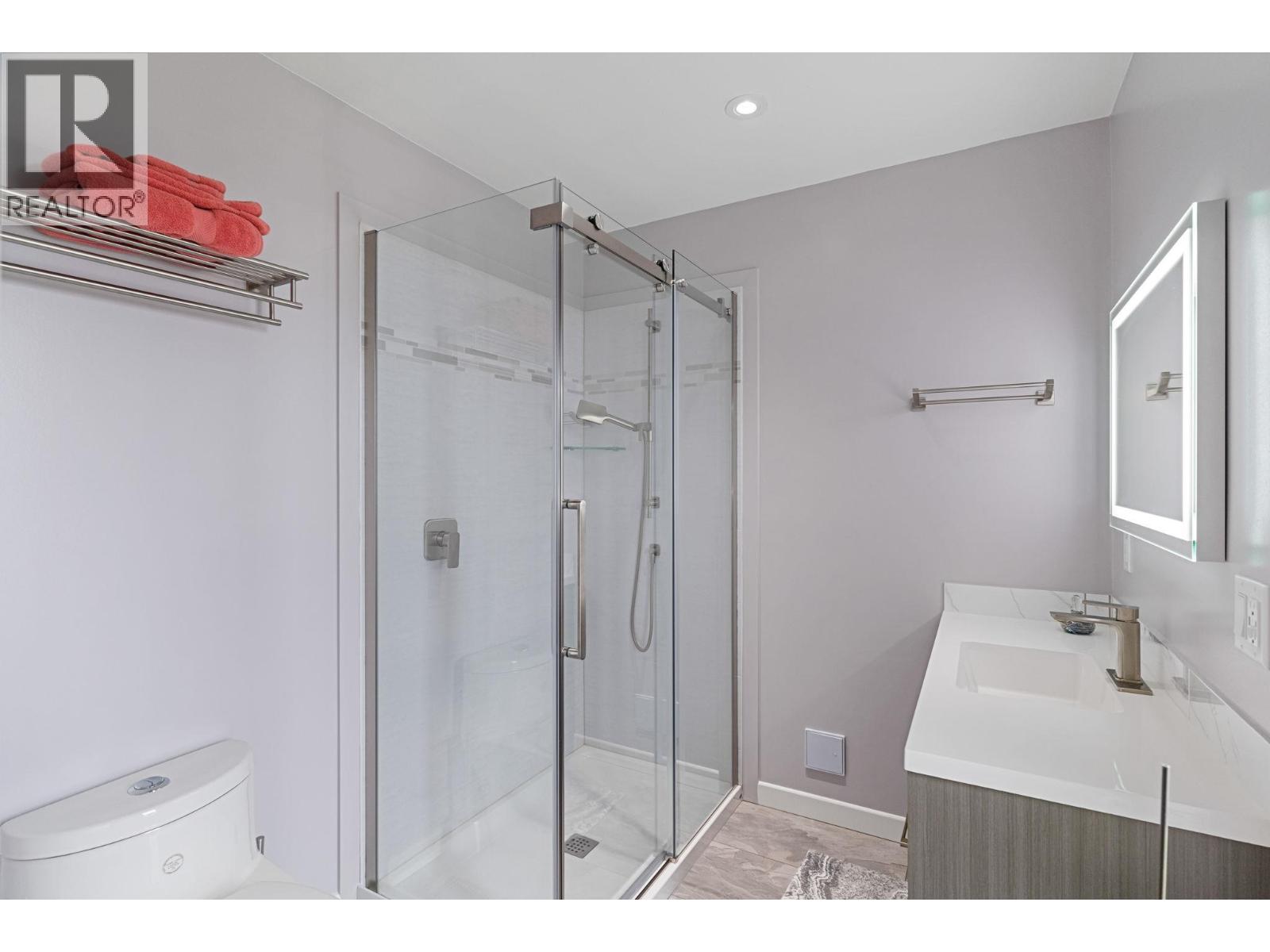 915 Graf Road, Kelowna, British Columbia  V1P 1C1 - Photo 18 - 10383556