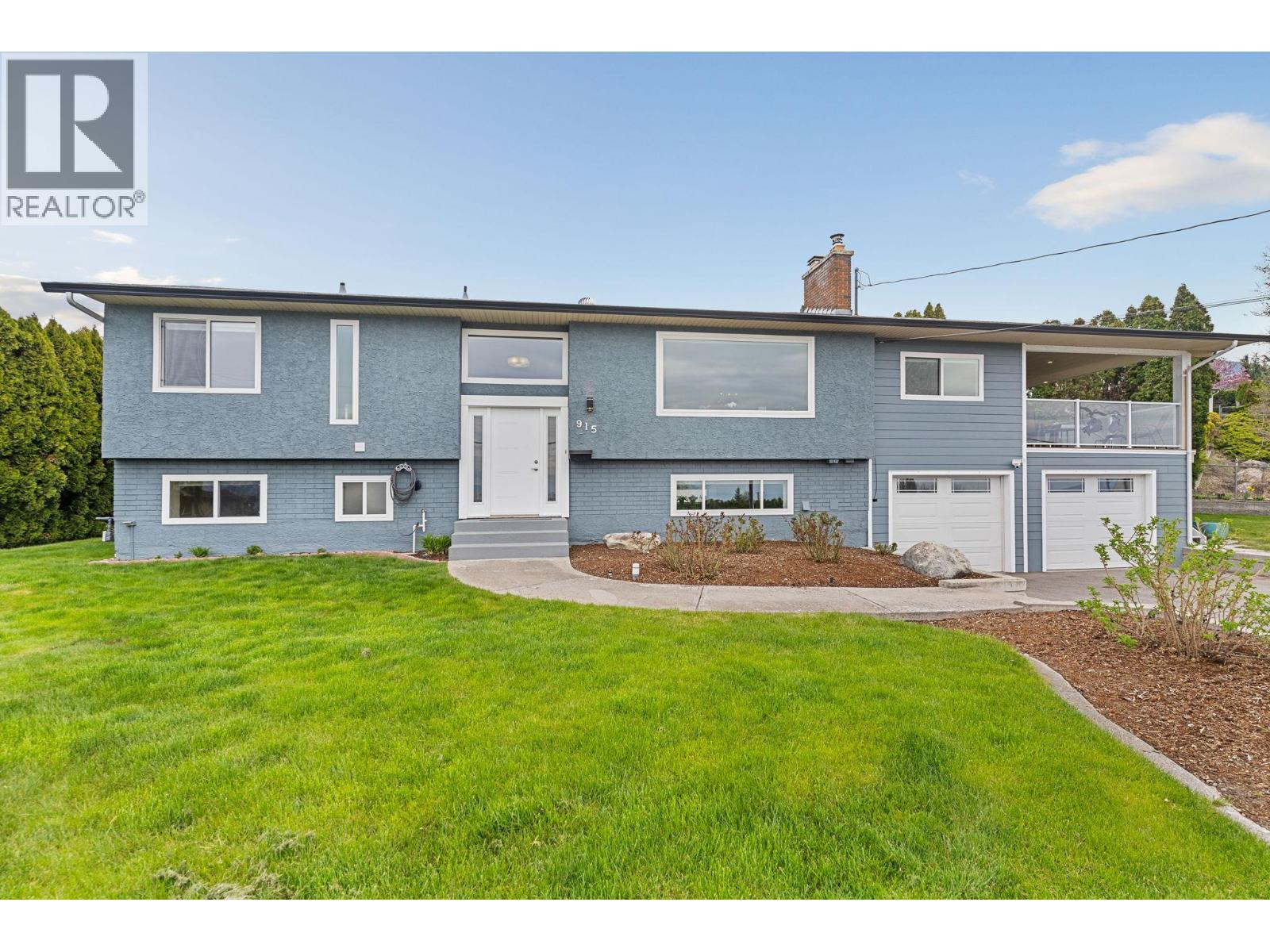 915 Graf Road, Kelowna, British Columbia  V1P 1C1 - Photo 2 - 10383556