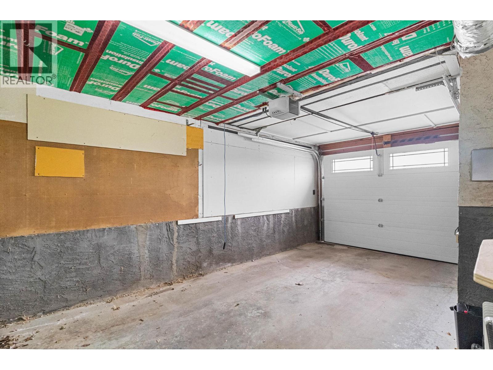 915 Graf Road, Kelowna, British Columbia  V1P 1C1 - Photo 30 - 10383556