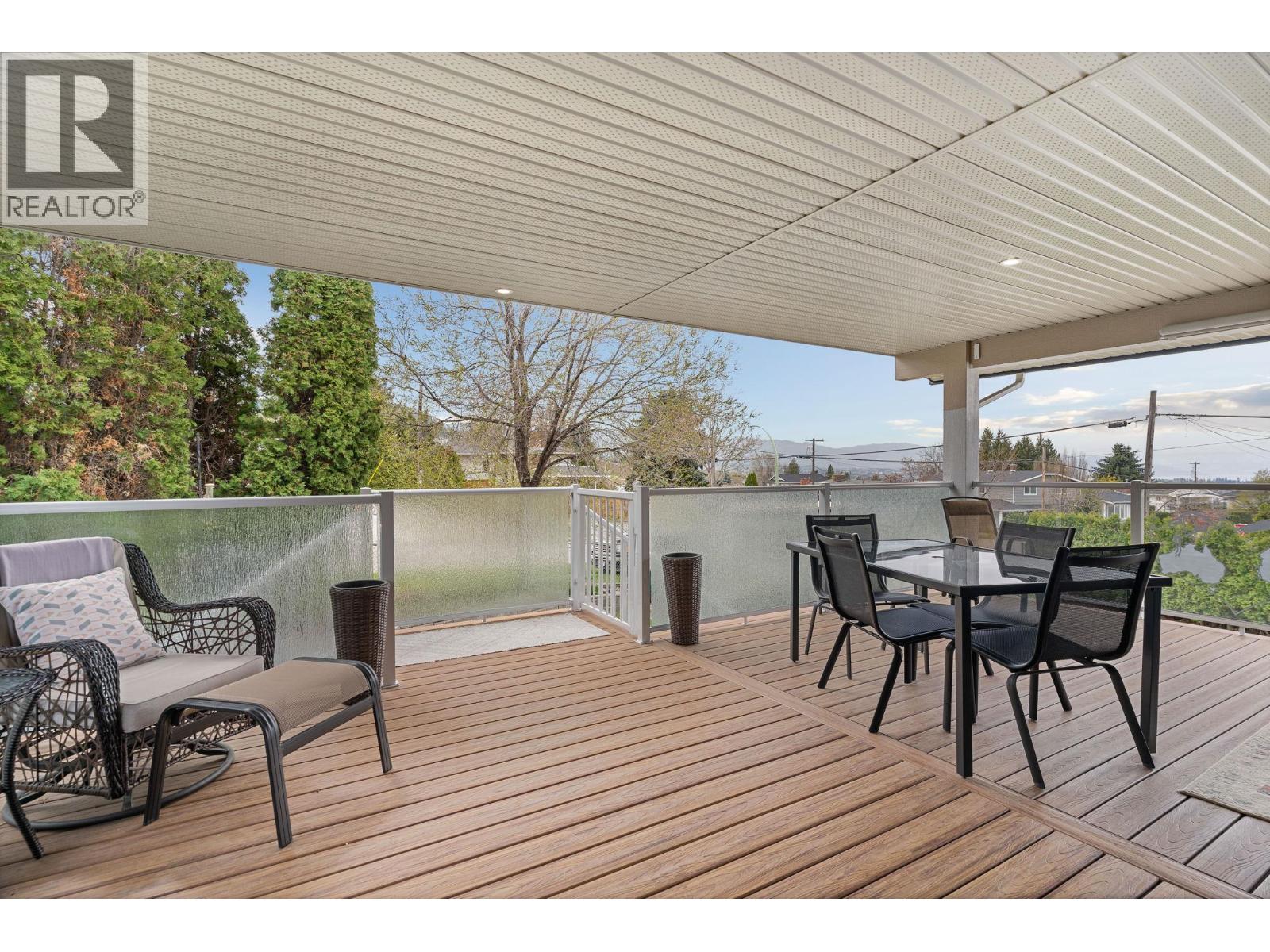 915 Graf Road, Kelowna, British Columbia  V1P 1C1 - Photo 32 - 10383556