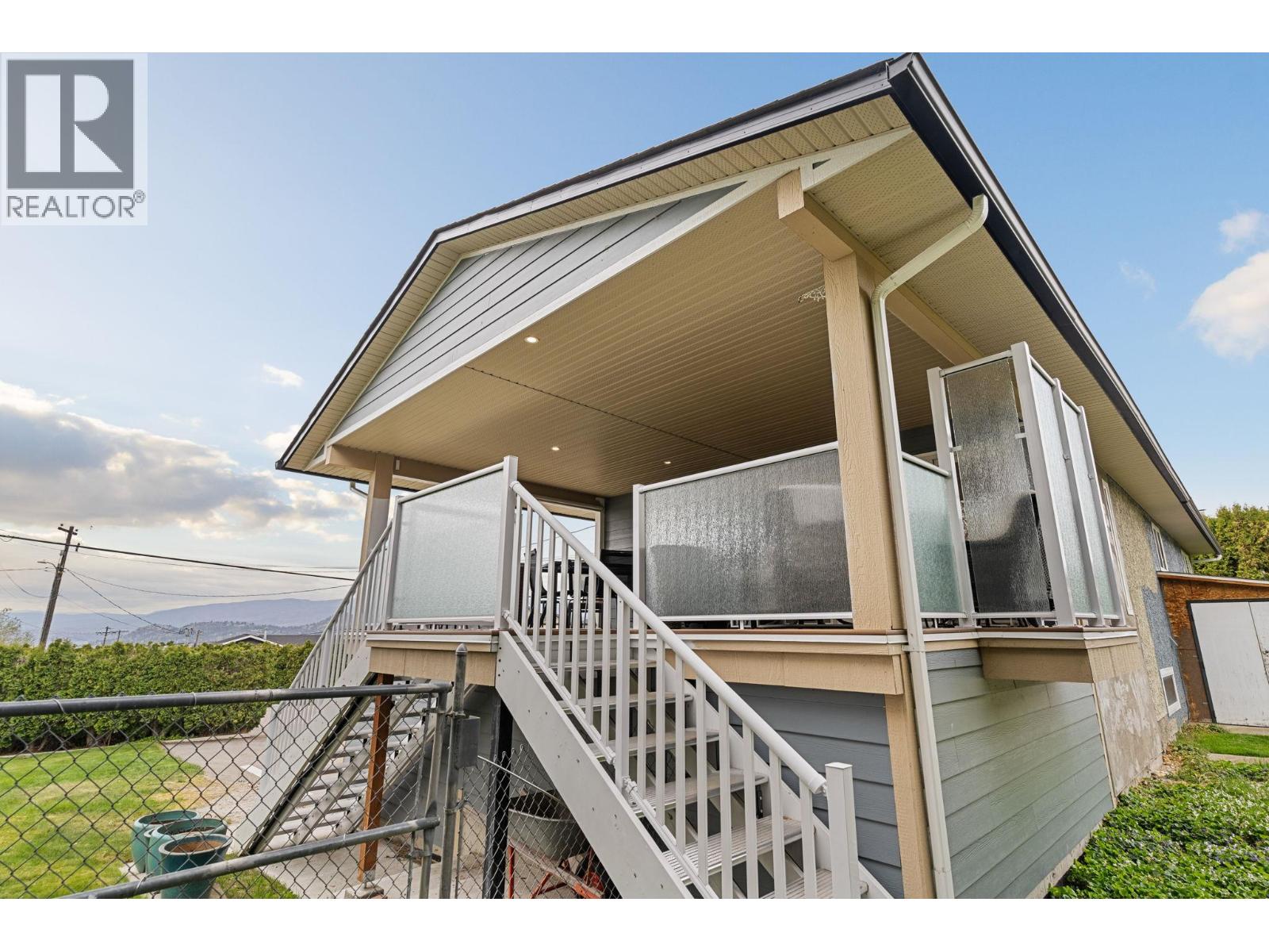 915 Graf Road, Kelowna, British Columbia  V1P 1C1 - Photo 34 - 10383556