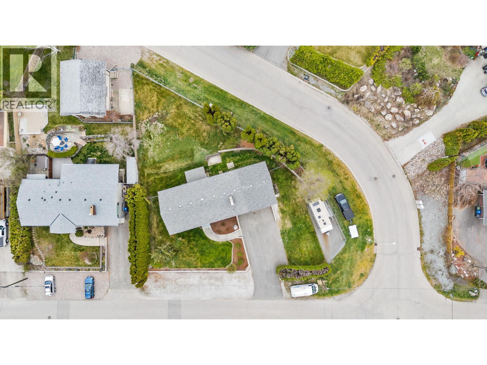 915 Graf Road, Kelowna, British Columbia  V1P 1C1 - Photo 48 - 10383556