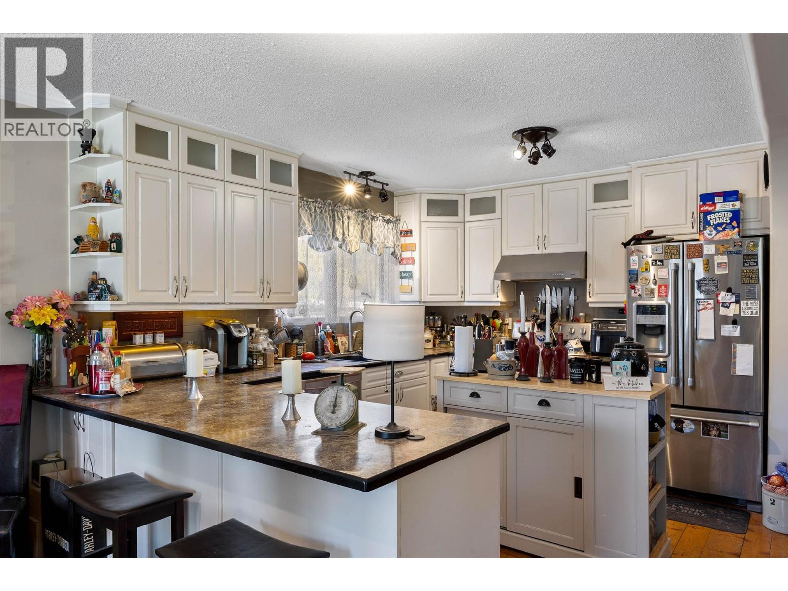 4602 Strawberry Lane, Kamloops, British Columbia  V2H 1L6 - Photo 8 - 10383804