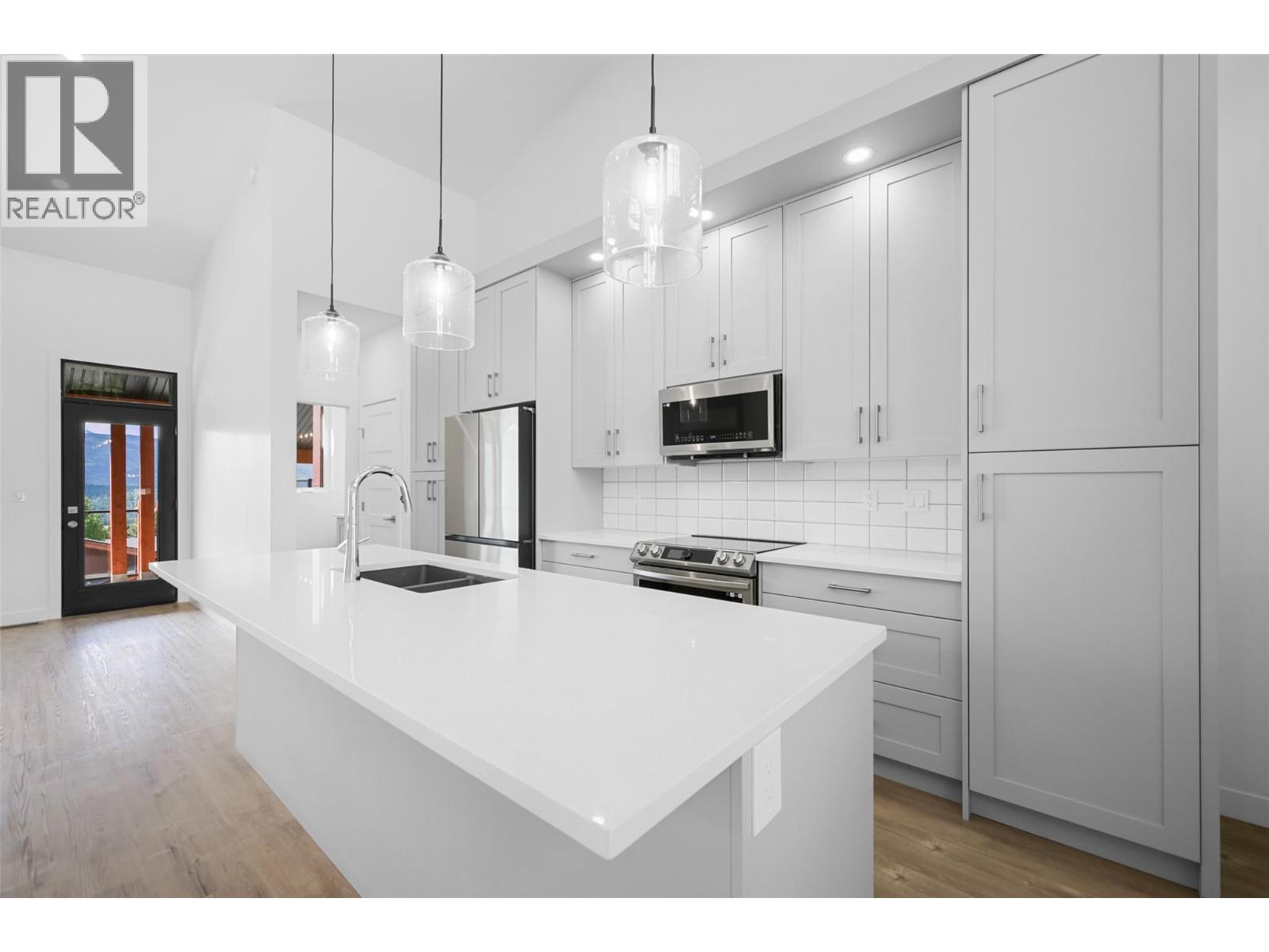 5150 Fairway Drive Unit# 22a, Fairmont Hot Springs, British Columbia  V0B 2L0 - Photo 11 - 10383563