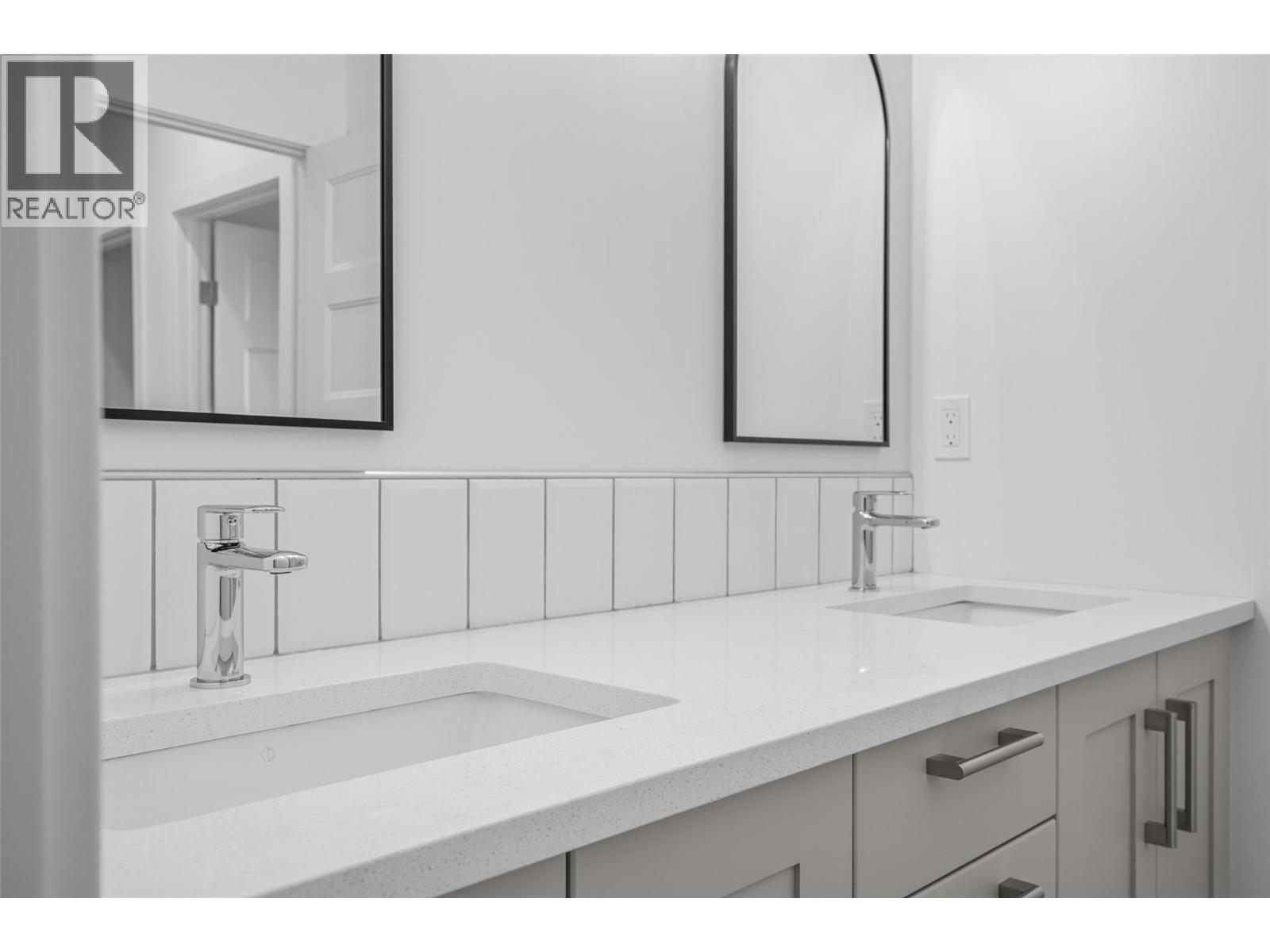 5150 Fairway Drive Unit# 22a, Fairmont Hot Springs, British Columbia  V0B 2L0 - Photo 42 - 10383563