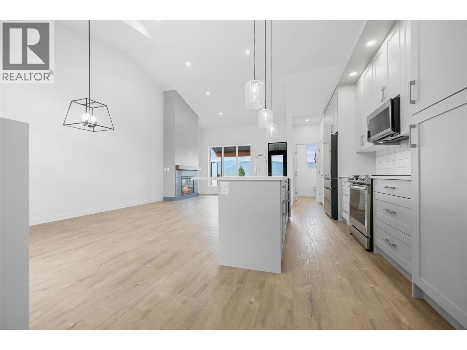 5150 Fairway Drive Unit# 22a, Fairmont Hot Springs, British Columbia  V0B 2L0 - Photo 7 - 10383563