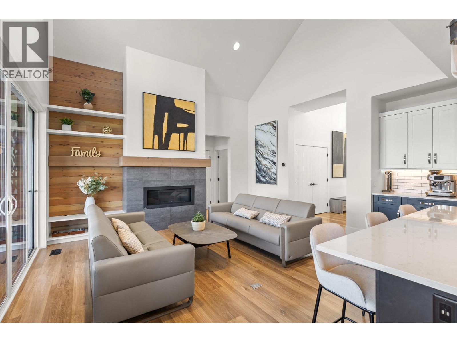 203 Grange Drive, Vernon, British Columbia  V1H 2M1 - Photo 12 - 10382342