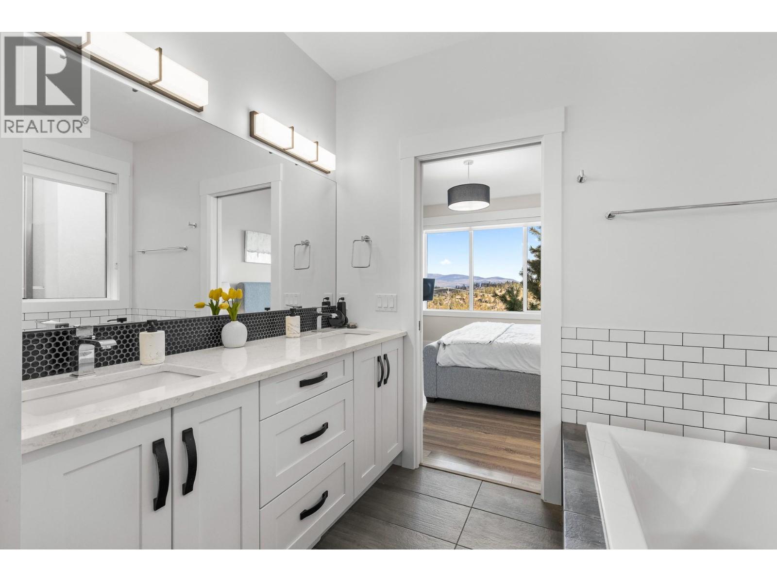 203 Grange Drive, Vernon, British Columbia  V1H 2M1 - Photo 22 - 10382342