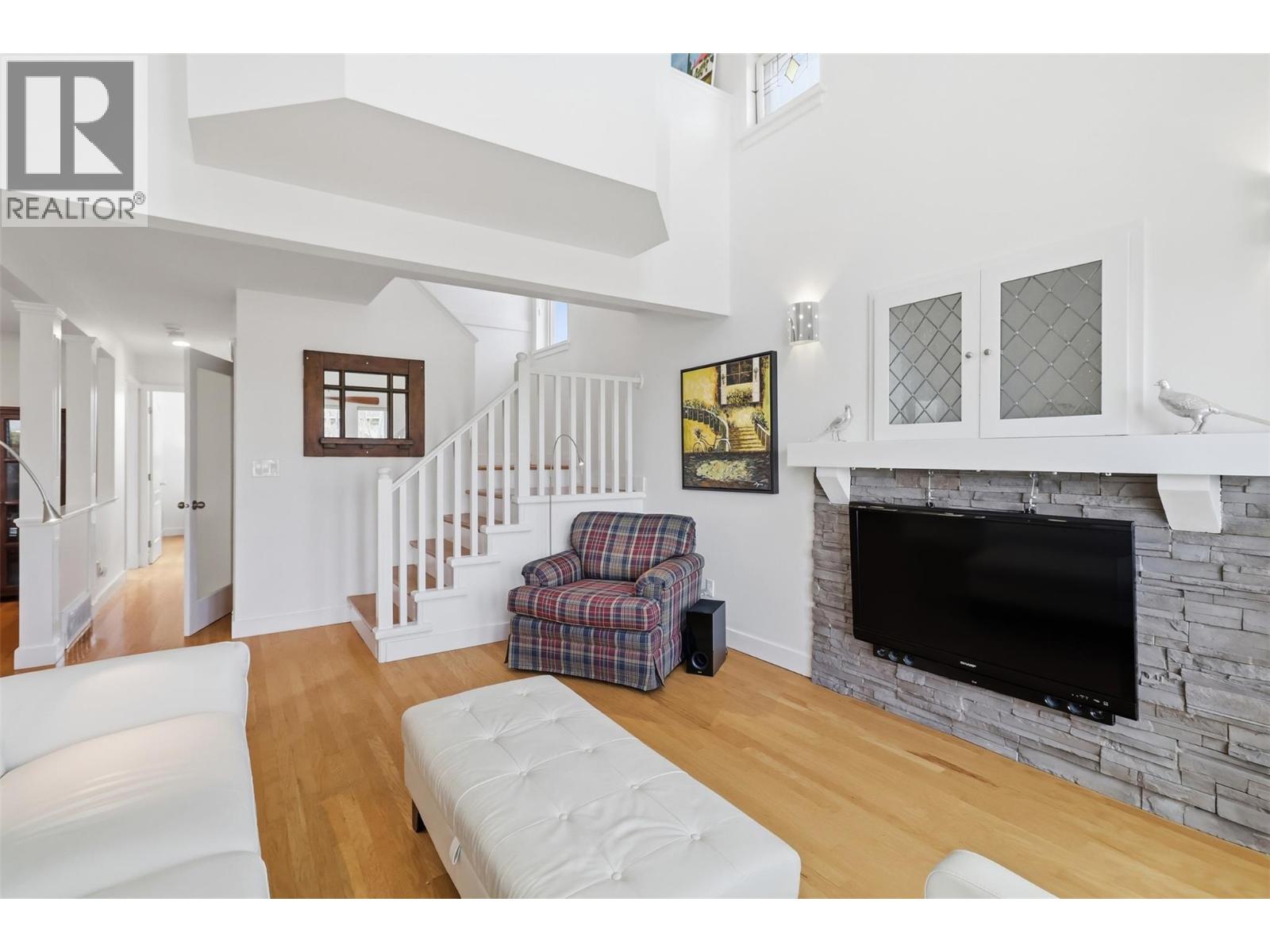 260 Sunhill Court, Kamloops, British Columbia  V2E 2P5 - Photo 21 - 10383817