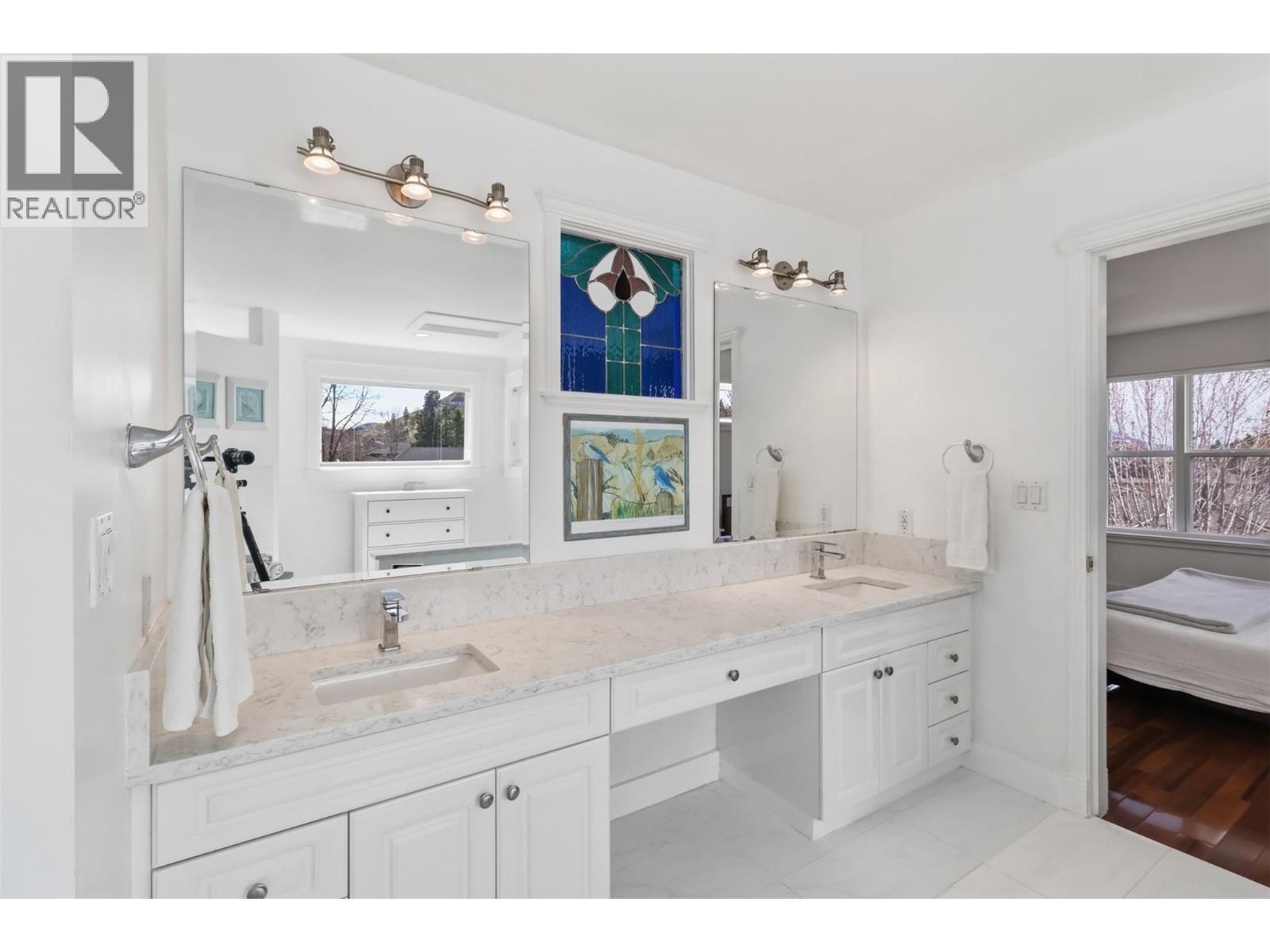 260 Sunhill Court, Kamloops, British Columbia  V2E 2P5 - Photo 32 - 10383817