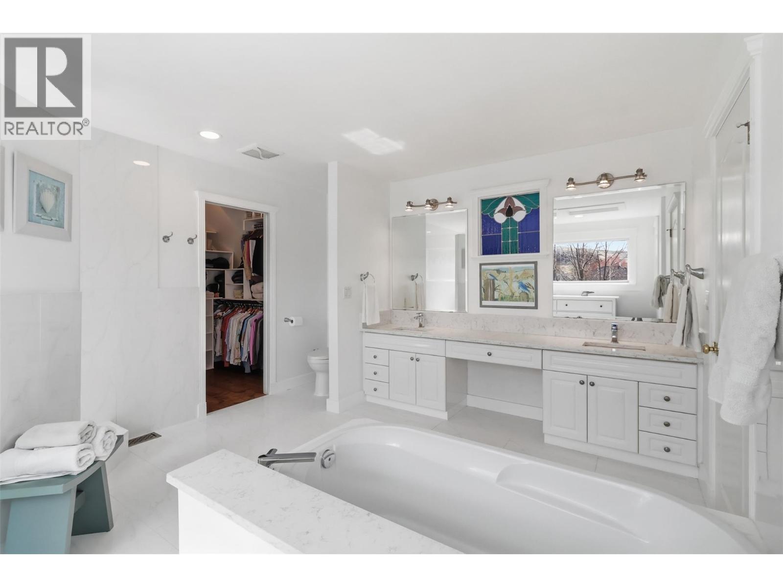 260 Sunhill Court, Kamloops, British Columbia  V2E 2P5 - Photo 34 - 10383817