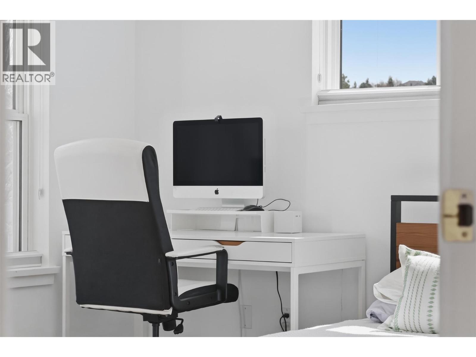 260 Sunhill Court, Kamloops, British Columbia  V2E 2P5 - Photo 46 - 10383817