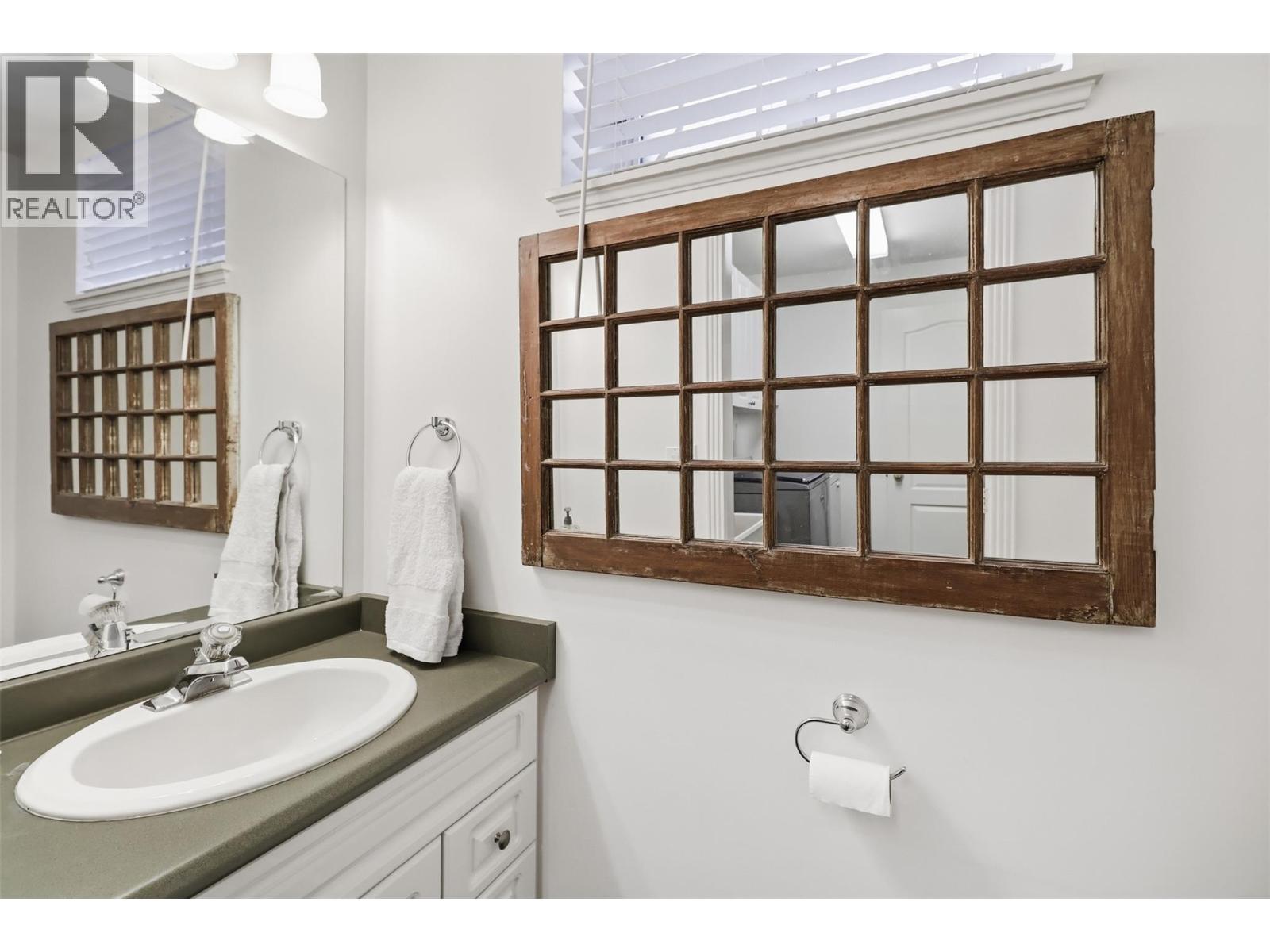 260 Sunhill Court, Kamloops, British Columbia  V2E 2P5 - Photo 61 - 10383817