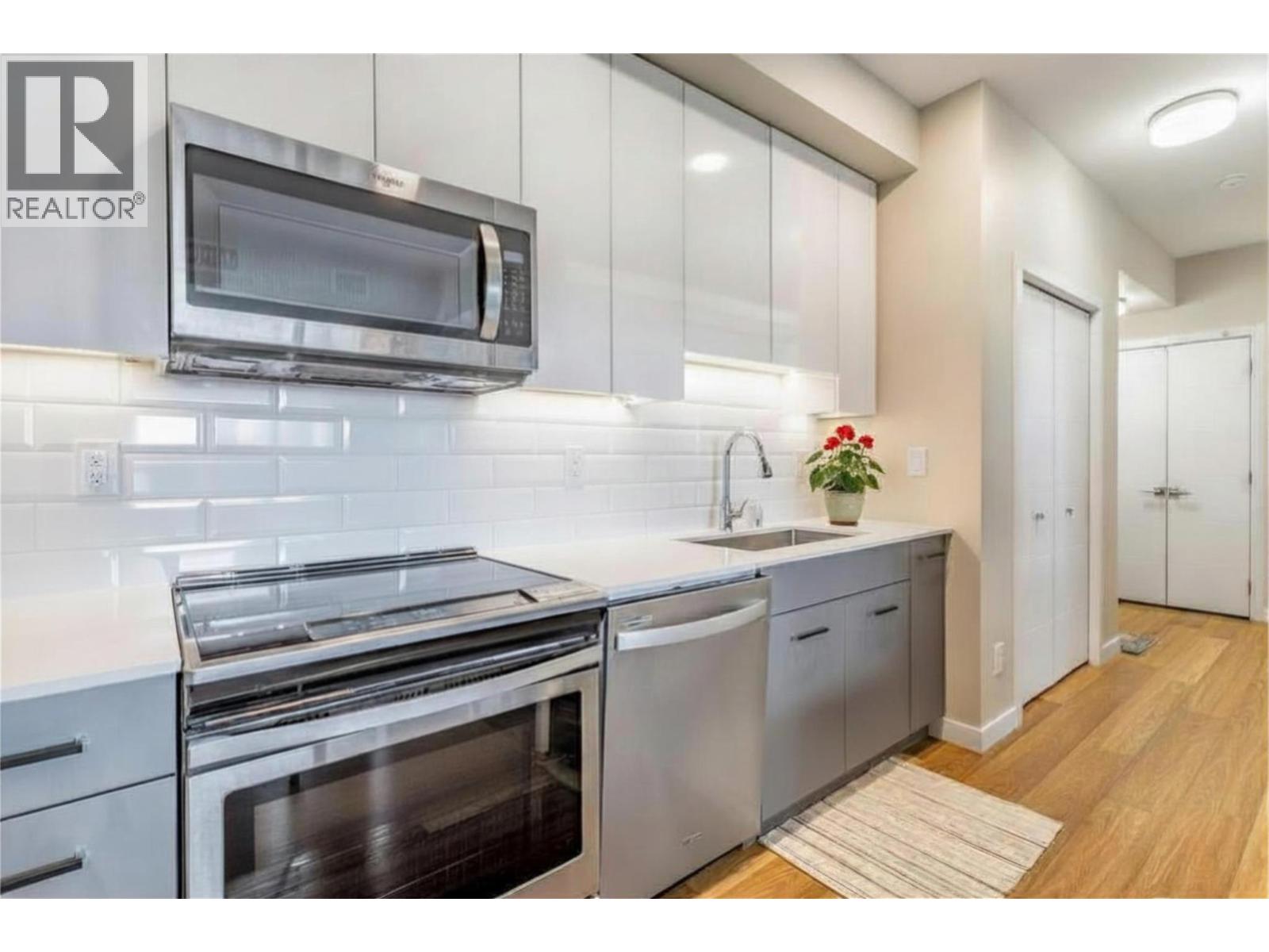 722 Valley Road Unit# 515, Kelowna, British Columbia  V1V 2E6 - Photo 4 - 10383789