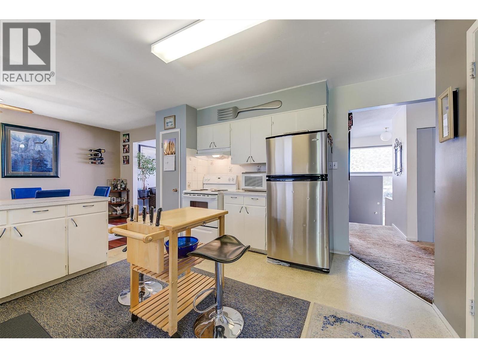 280 Dougall Road S, Kelowna, British Columbia  V1X 3J6 - Photo 9 - 10383747