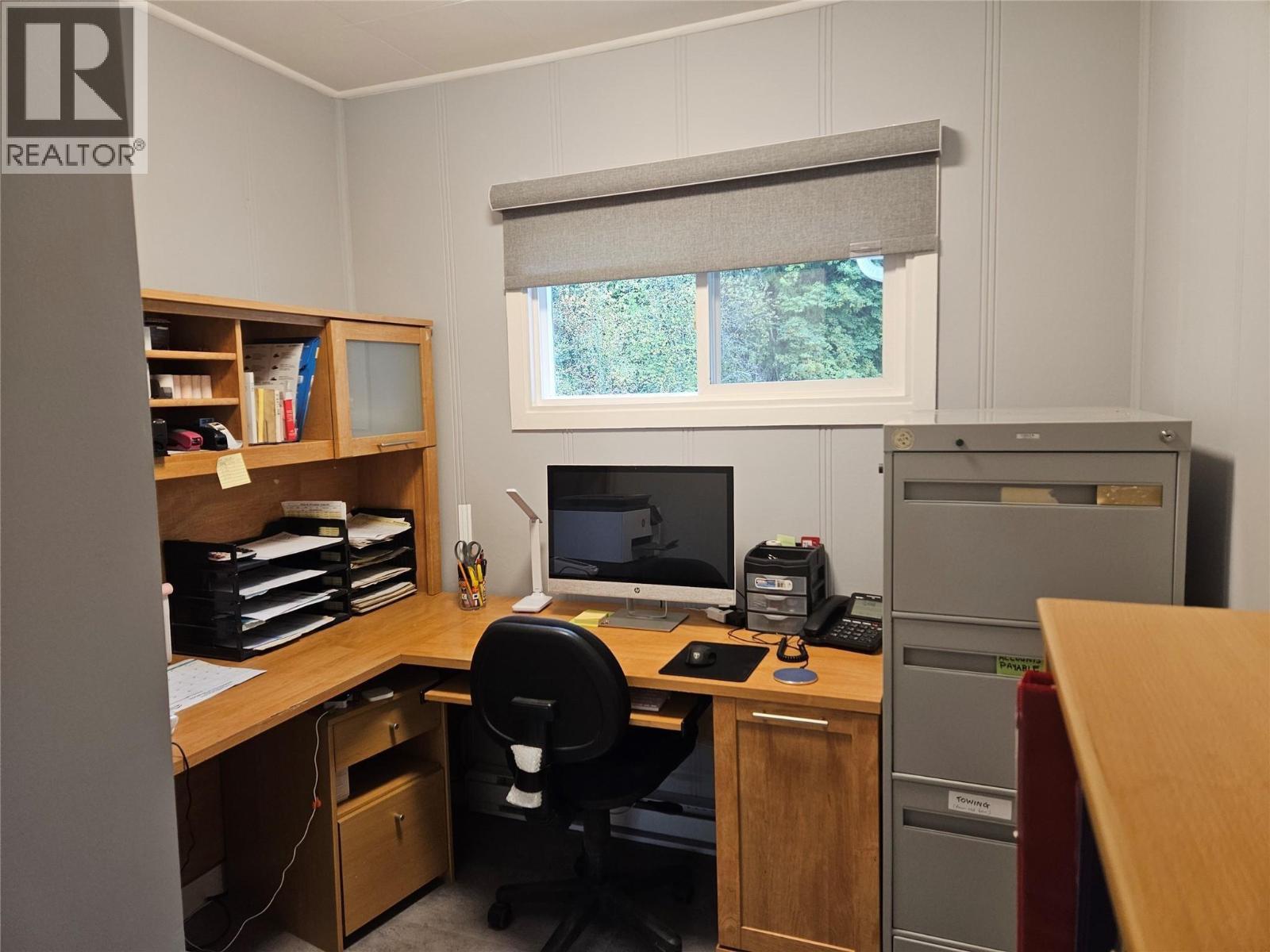 301 5th Street Nw, Nakusp, British Columbia  V0G 1R0 - Photo 17 - 10383123