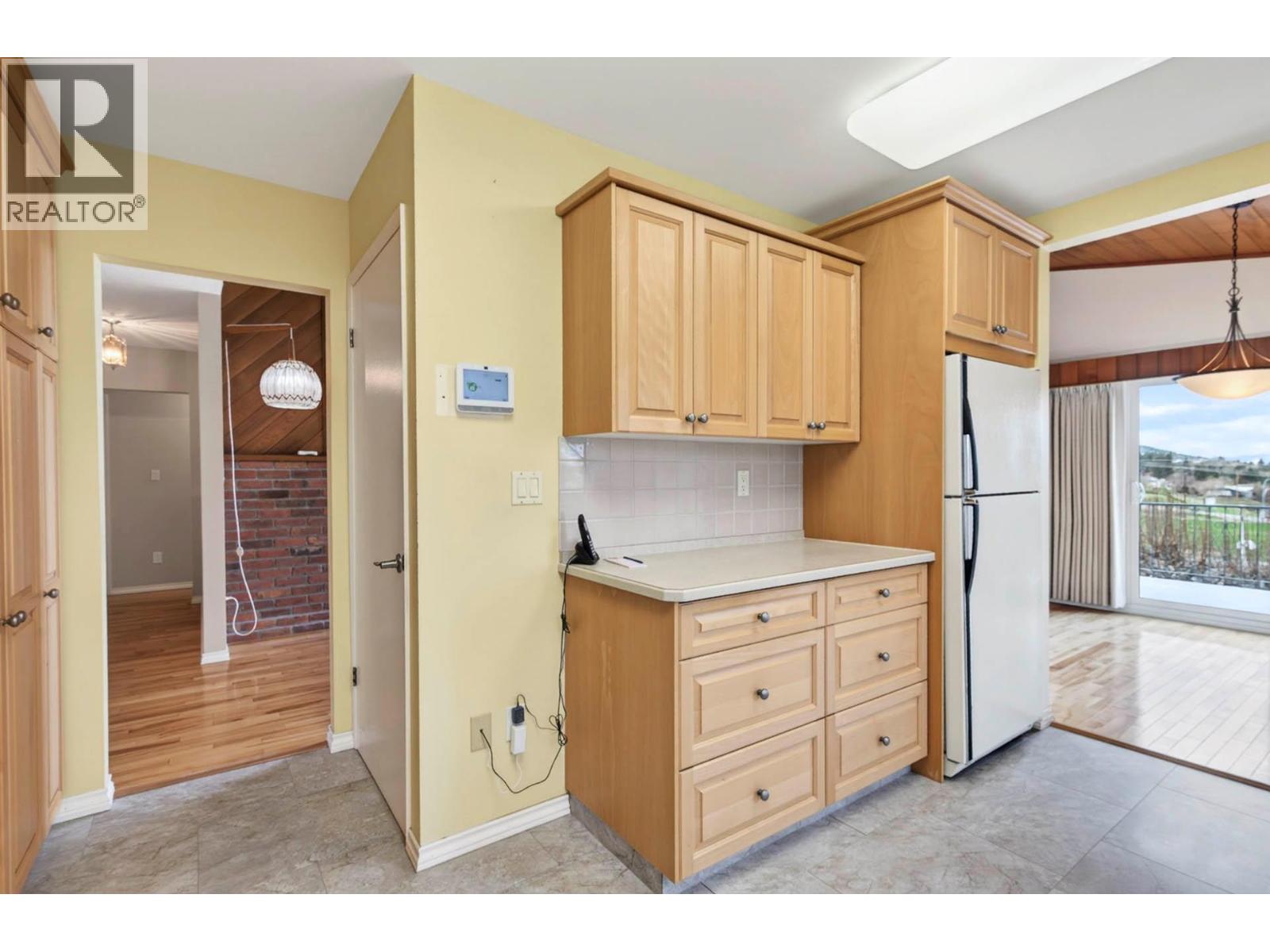 39 Whiteshield Crescent S, Kamloops, British Columbia  V2E 1P3 - Photo 15 - 10377383