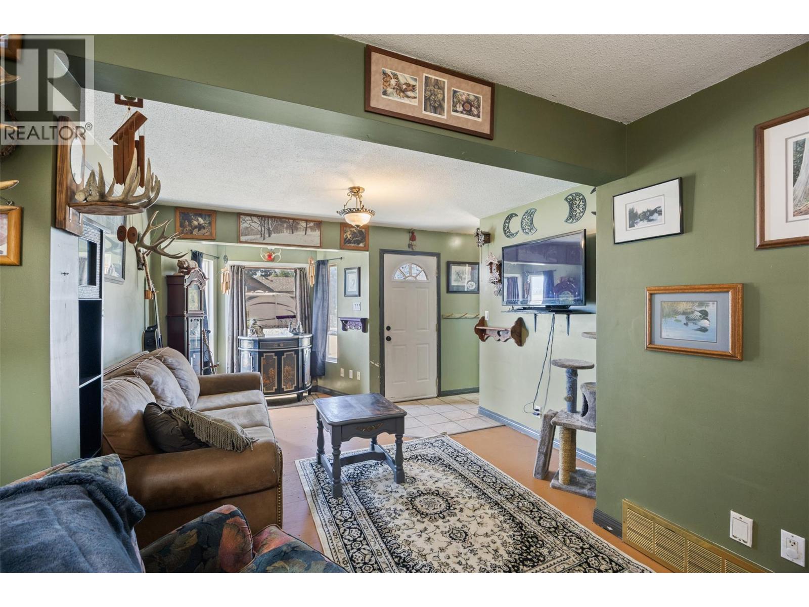 2287 Granite Avenue, Merritt, British Columbia  V1K 1B8 - Photo 7 - 10383842