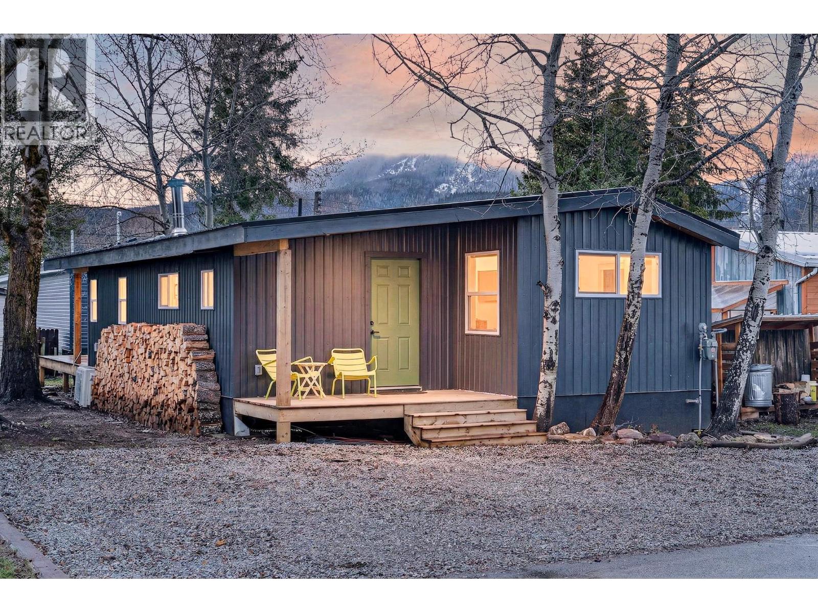 60 Cokato Road Unit# F6, Fernie, British Columbia  V0B 1M0 - Photo 1 - 10383078