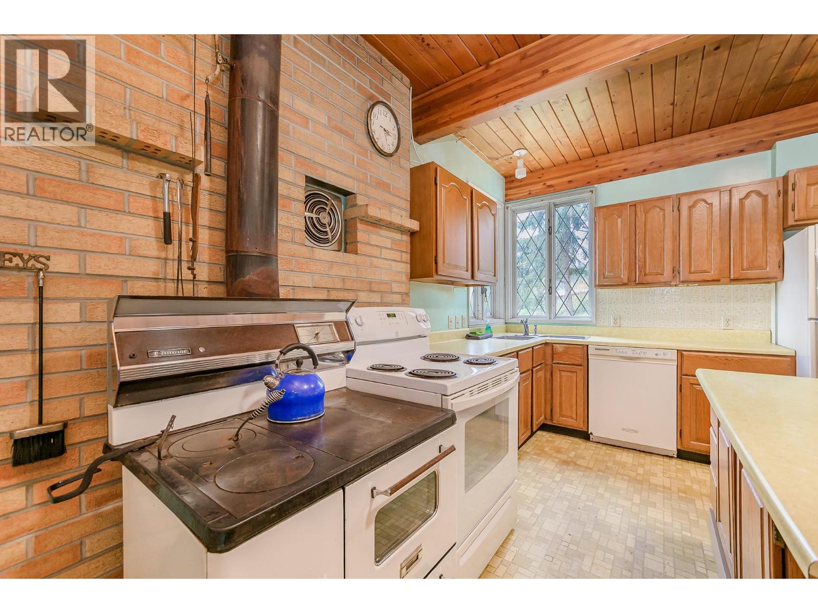 161 Old Salmon Arm Road, Enderby, British Columbia  V0E 1V1 - Photo 4 - 10383674