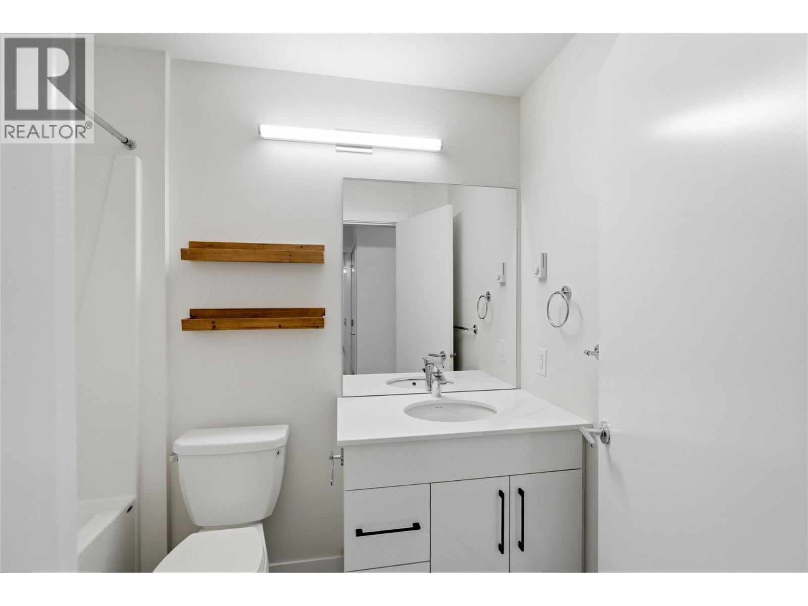 1880 Hugh Allan Drive Unit# 114, Kamloops, British Columbia  V1S 0E8 - Photo 6 - 10383737