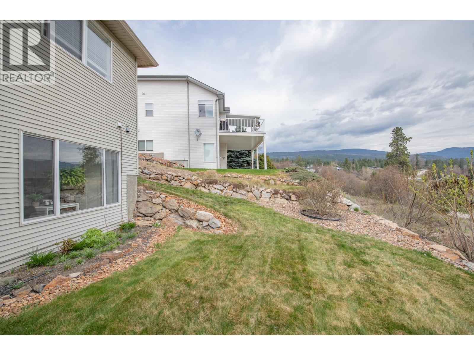 7104 Nakiska Drive, Vernon, British Columbia  V1B 3M5 - Photo 44 - 10382343