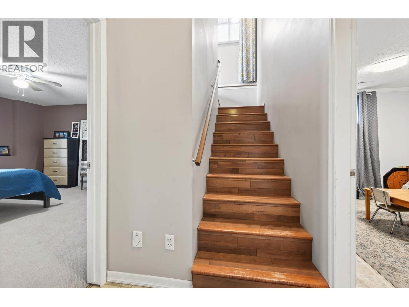 1008 Vista Point Road, Barriere, British Columbia  V0E 1E1 - Photo 18 - 10383854