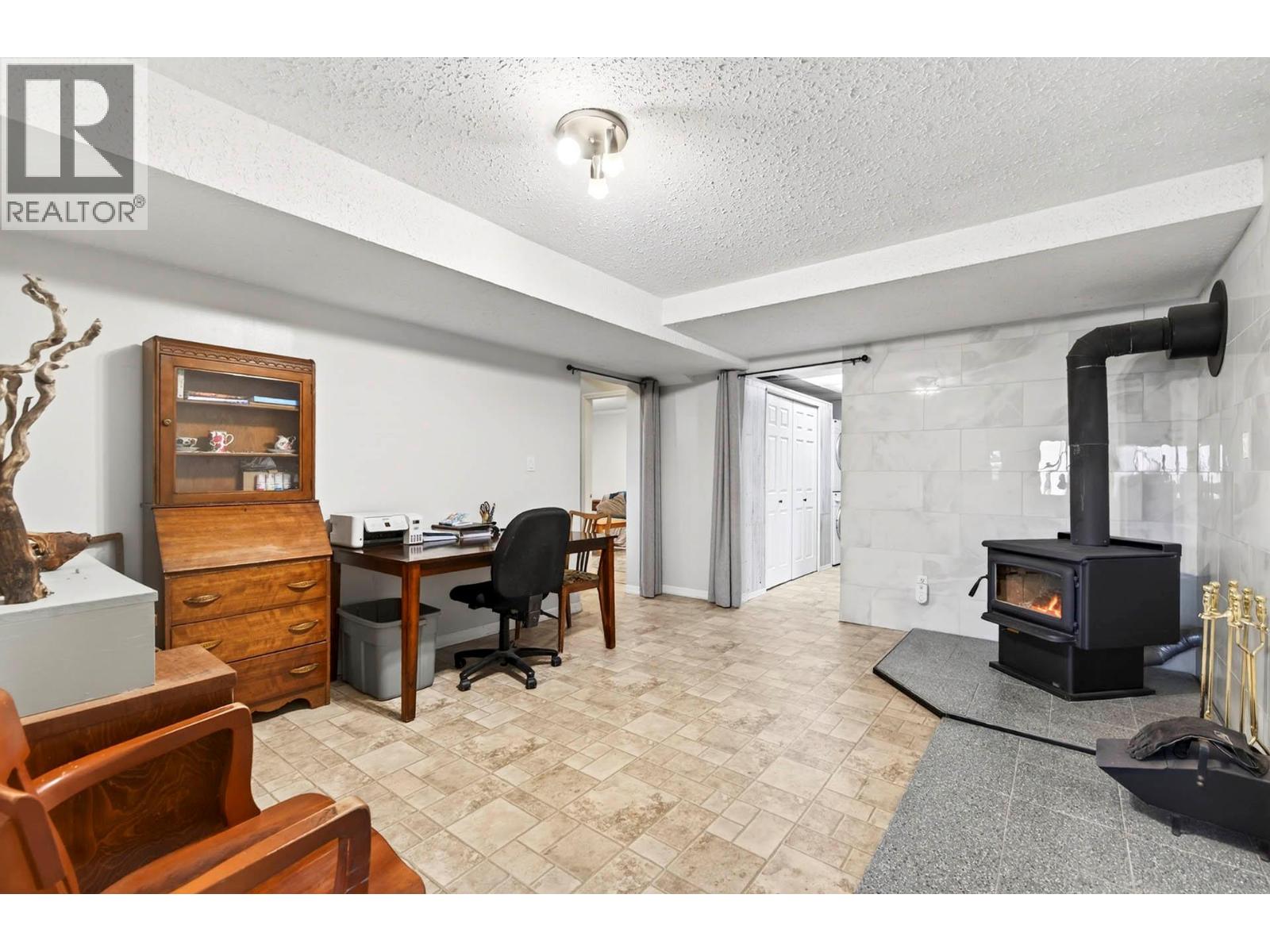 1008 Vista Point Road, Barriere, British Columbia  V0E 1E1 - Photo 20 - 10383854