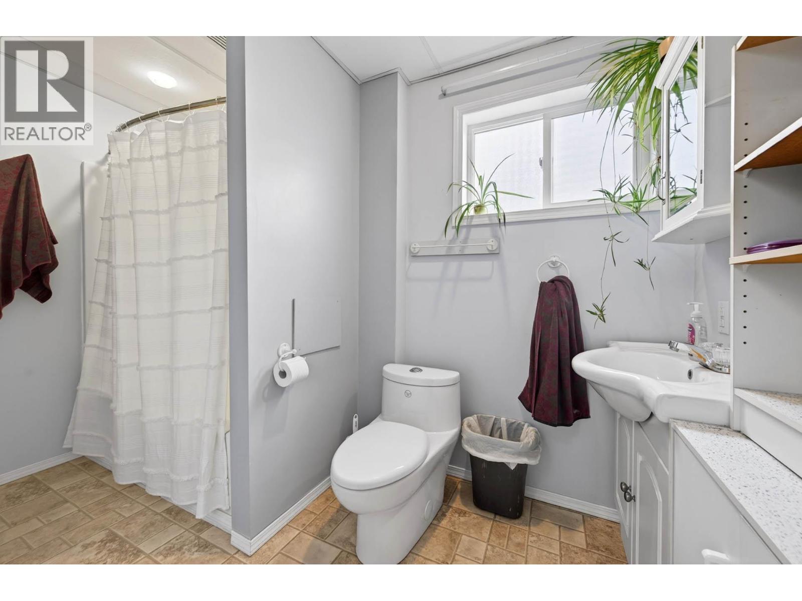 1008 Vista Point Road, Barriere, British Columbia  V0E 1E1 - Photo 27 - 10383854