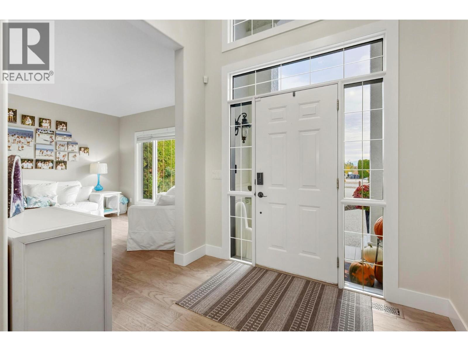 1659 Newport Road, West Kelowna, British Columbia  V4T 1X1 - Photo 15 - 10383576