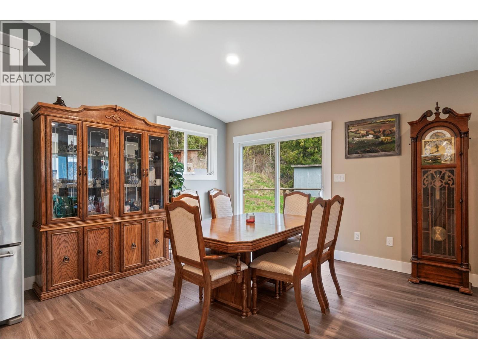 719 Abbington Lane, Tappen, British Columbia  V0E 2X3 - Photo 11 - 10383222