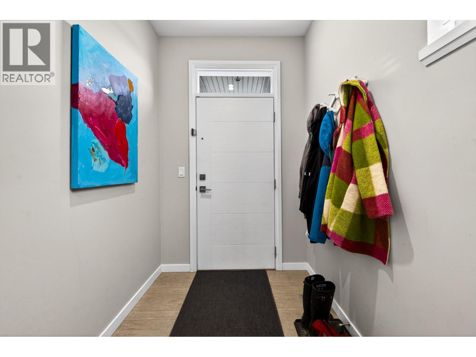 1993 Qu'appelle Boulevard Unit# 135, Kamloops, British Columbia  V2E 0C2 - Photo 3 - 10383839