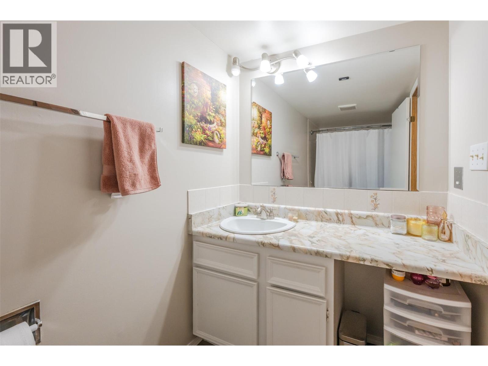 110 Skaha Place Unit# 303, Penticton, British Columbia  V2A 7L1 - Photo 19 - 10383539