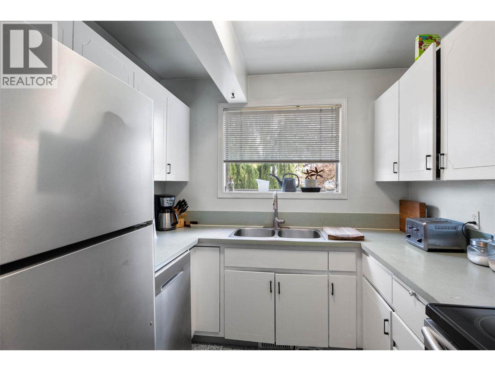 250 Pemberton Terrace Unit# 21, Kamloops, British Columbia  V2C 6A9 - Photo 4 - 10383741