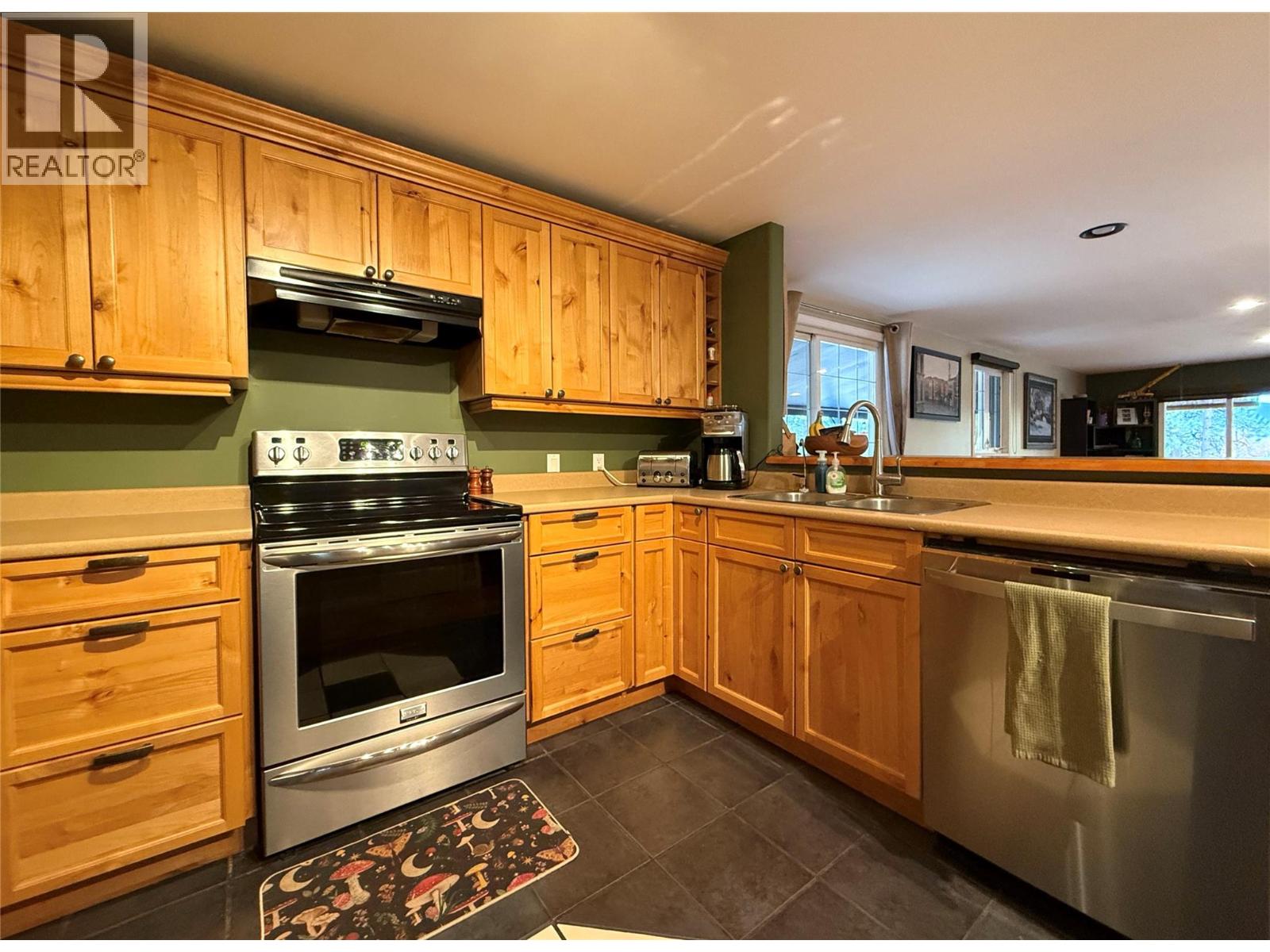 2934 Mission Wycliffe Road, Cranbrook, British Columbia  V1C 7C8 - Photo 18 - 10383034