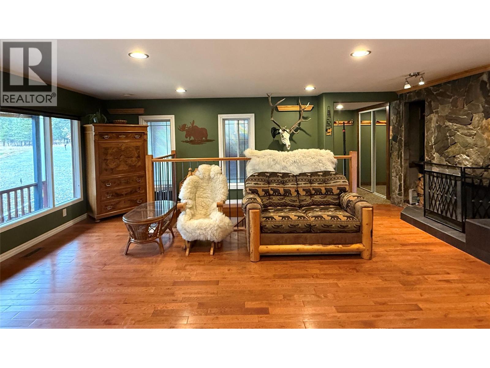 2934 Mission Wycliffe Road, Cranbrook, British Columbia  V1C 7C8 - Photo 8 - 10383034