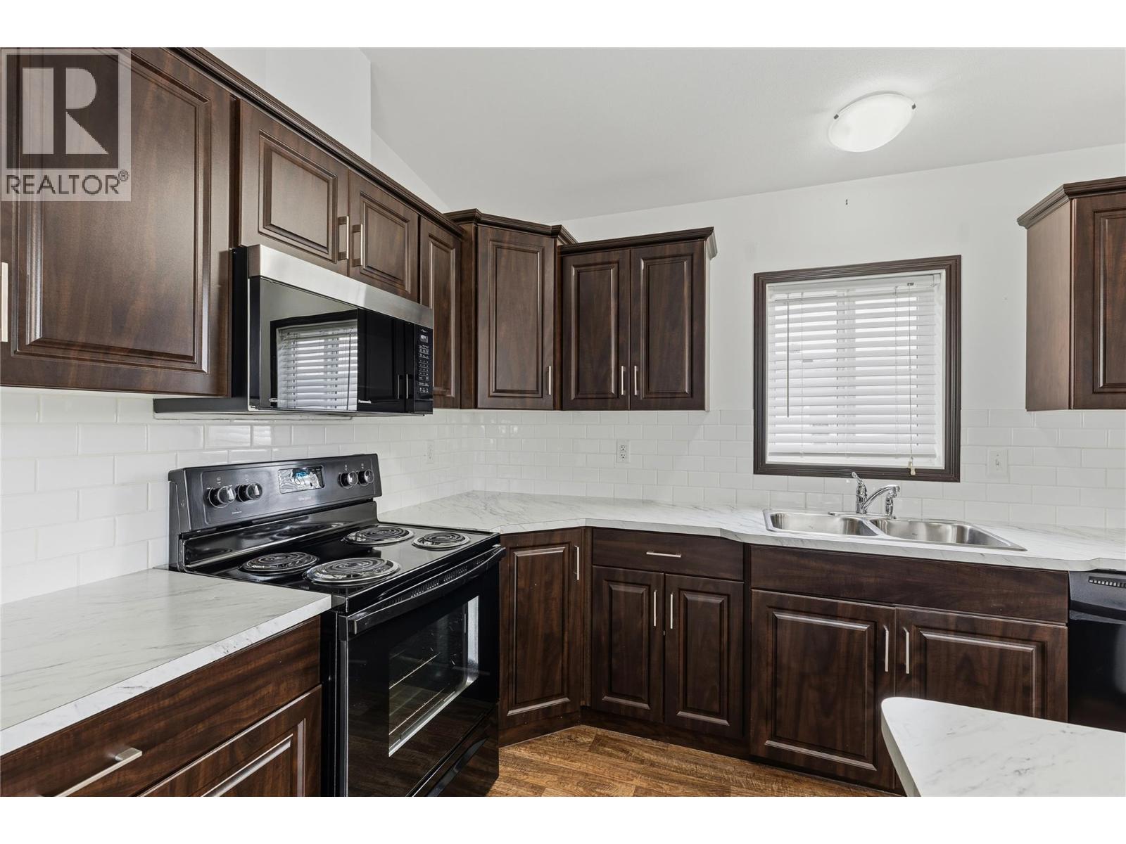 15401 Kalamalka Road Unit# 202, Coldstream, British Columbia  V1B 1Z3 - Photo 15 - 10383146