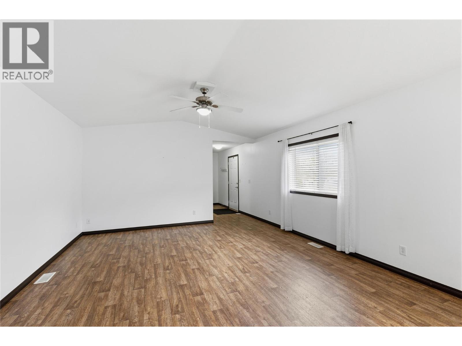 15401 Kalamalka Road Unit# 202, Coldstream, British Columbia  V1B 1Z3 - Photo 20 - 10383146