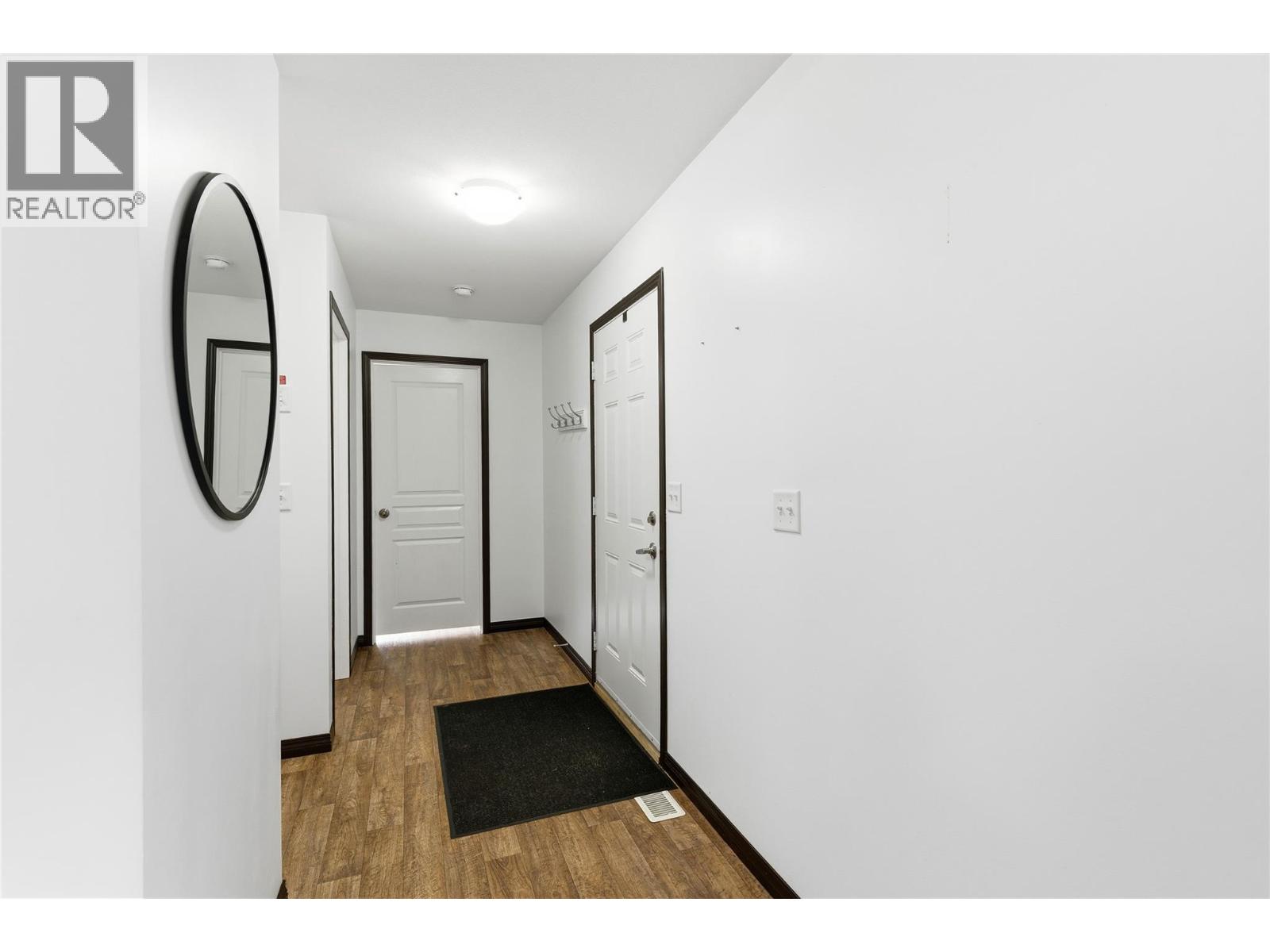 15401 Kalamalka Road Unit# 202, Coldstream, British Columbia  V1B 1Z3 - Photo 4 - 10383146