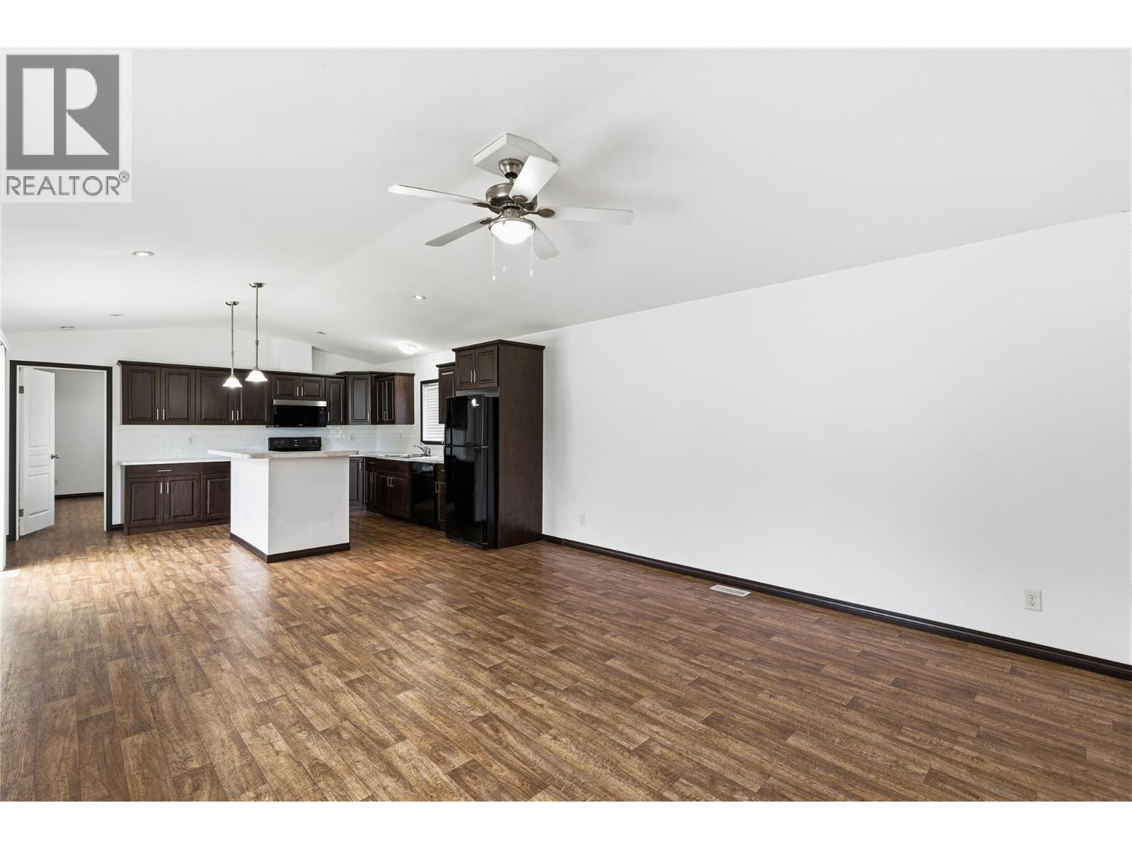 15401 Kalamalka Road Unit# 202, Coldstream, British Columbia  V1B 1Z3 - Photo 7 - 10383146