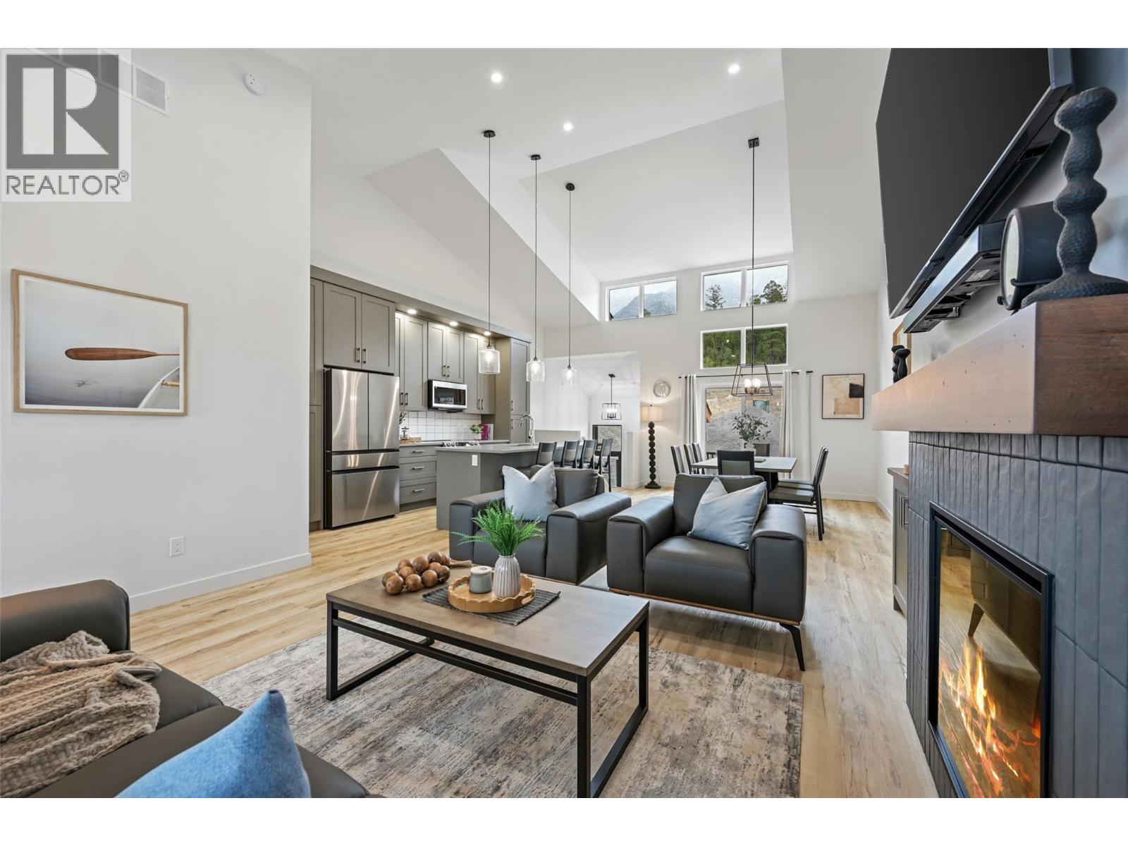 5150 Fairway Drive Unit# 22b, Fairmont Hot Springs, British Columbia  V0B 2L0 - Photo 17 - 10383812