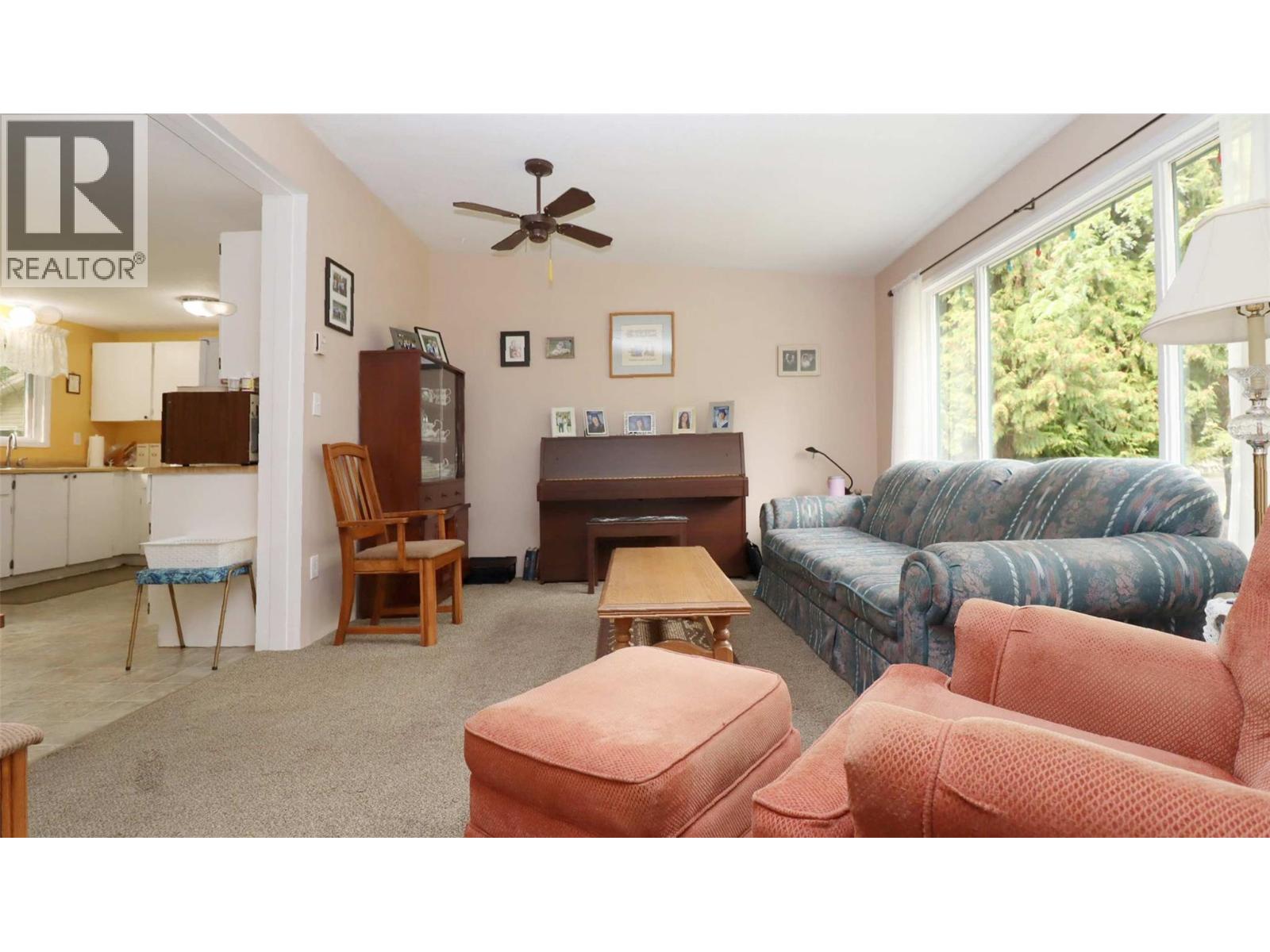 4090 Butters Road, Scotch Creek, British Columbia  V0E 1M5 - Photo 13 - 10383885